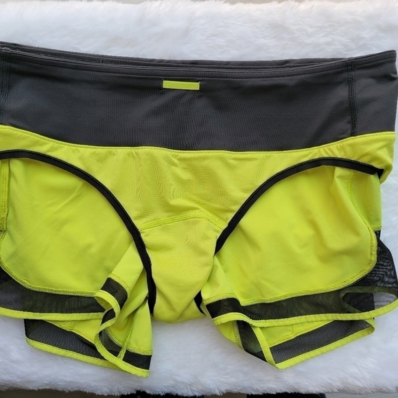 LULULEMON Mind Over Miles Short - Picture 11 of 13